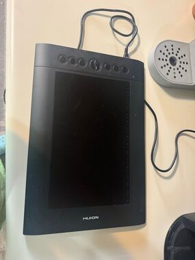 Huion Drawing Tablet in Black (no pen)